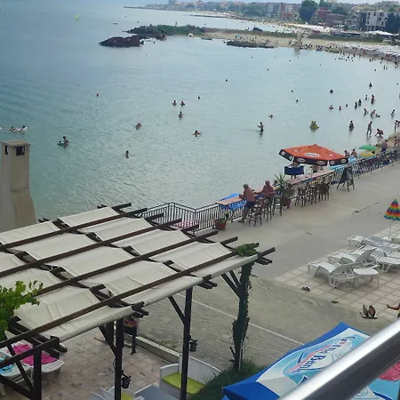 Petrov Family Hotel Nesebăr