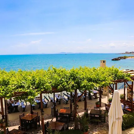 Hotell Petrov Family Nesebar